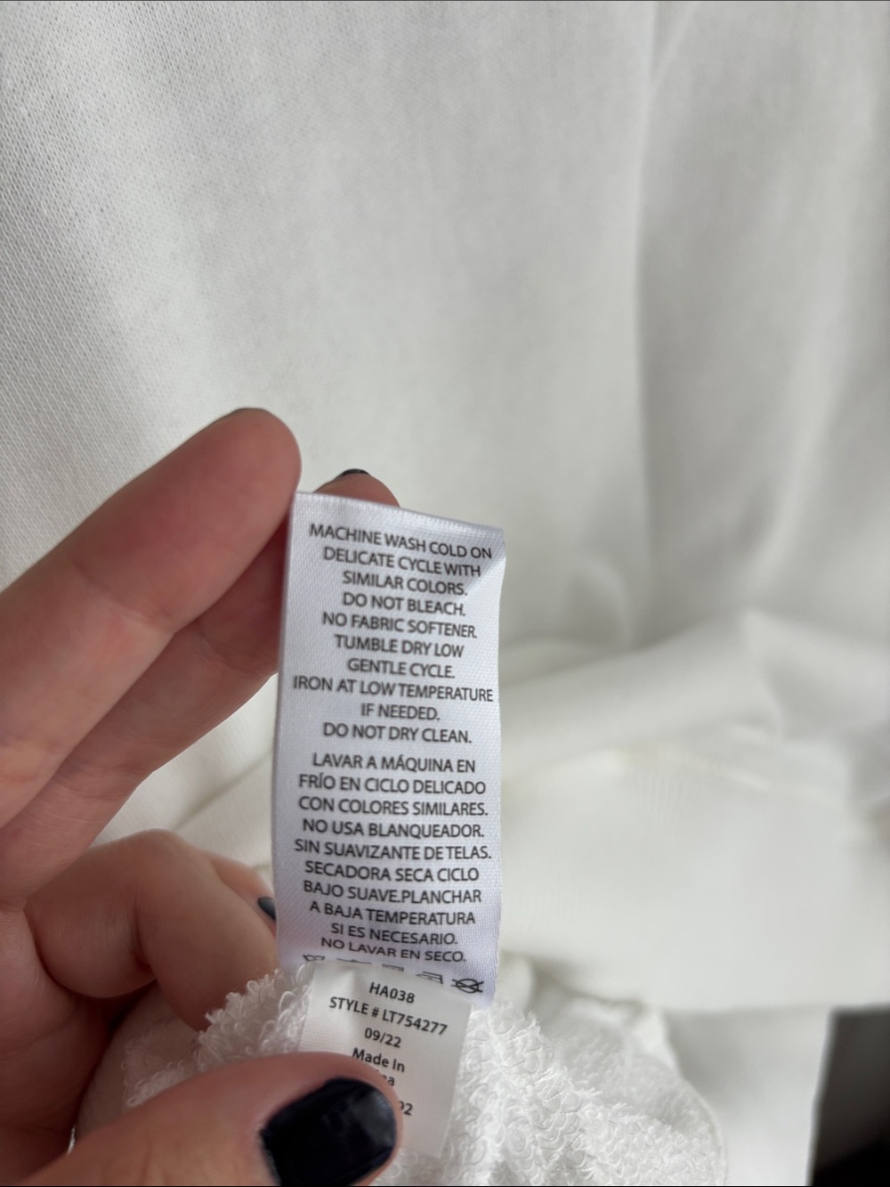 WILDFOX x COCA COLA | Enjoy Delicious Coke Sommers Sweatshirt - Picture 9 of 9